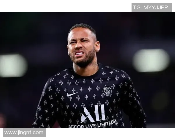 布鲁娜足球明星的崛起与传奇旅程揭秘,如何改变了女性足球的未来 布鲁娜足球明星的崛起与传奇旅程揭秘,如何改变了女性足球的未来