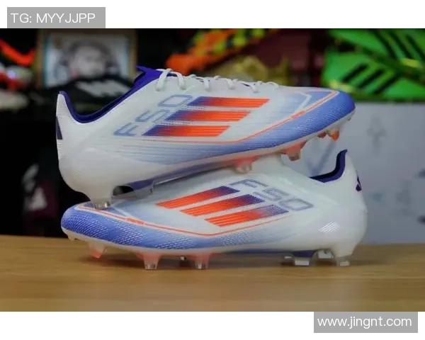 足球明星后卫选择的鞋款解析与推荐适合他们的最佳足球鞋 足球明星后卫选择的鞋款解析与推荐适合他们的最佳足球鞋