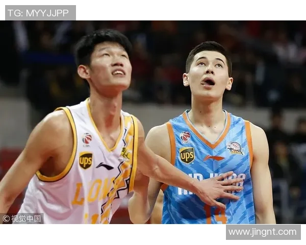 赛后分析:上海篮球队与重庆篮球队的速度对决全景回顾 赛后分析:上海篮球队与重庆篮球队的速度对决全景回顾