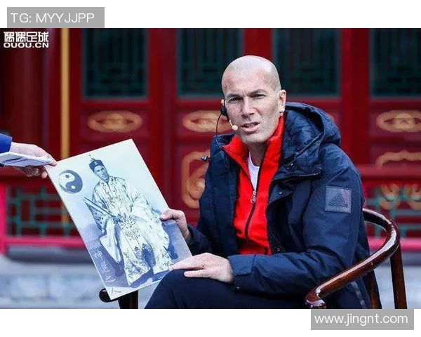 足球明星亲临中国传统舞龙活动感受文化魅力与体育精神的完美结合 足球明星亲临中国传统舞龙活动感受文化魅力与体育精神的完美结合